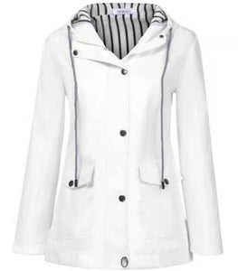 AVA - Waterproof and windproof jacket VEV40050